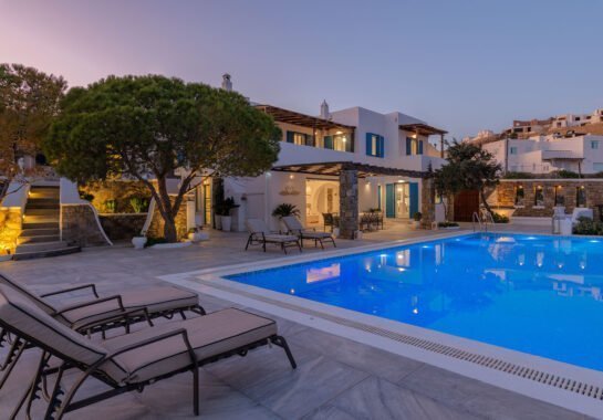 Archon luxury Villas Mykonos - infinity pool night